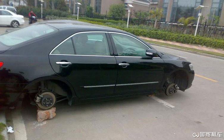 乱停车   国郡租车